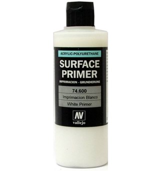Vallejo Surface Primer White Hvit 200 ml
